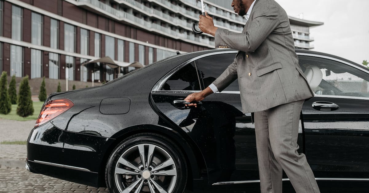 The Ultimate Guide to Chauffeur Services from Melbourne Airport to CBD